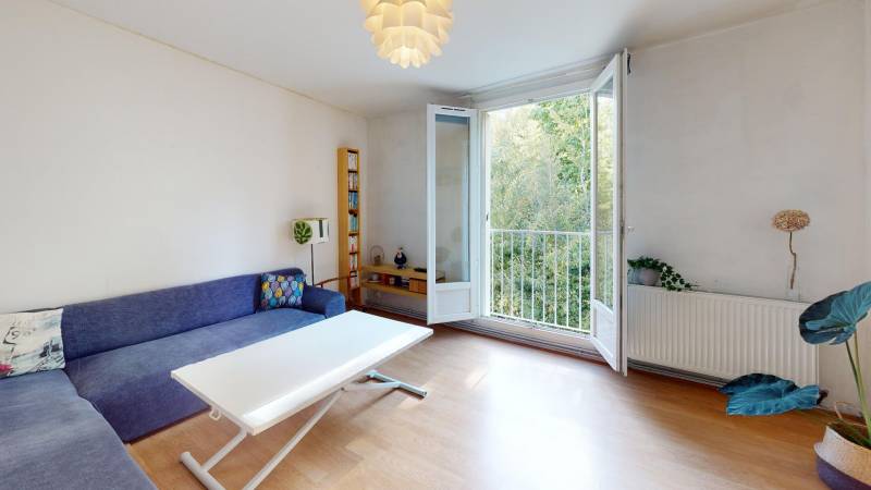 APPARTEMENT AU DERNIER ETAGE - F3 - CENTRE-VILLE EVREUX (27000)