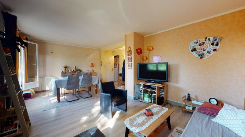 Appartement F4 à EVREUX proche GARE SNCF