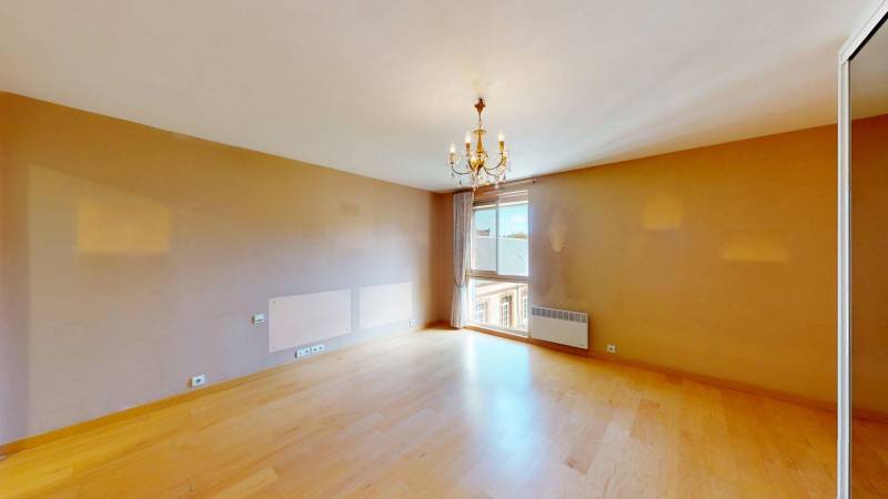 ÉVREUX CENTRE – SUPERBE T5 LUMINEUX AVEC JARDIN, BALCON ET GARAGE