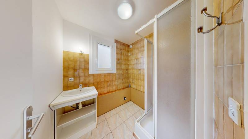 Appartement T2 à vendre à EVREUX quartier Saint Michel