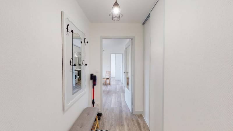 APPARTEMENT MEUBLE - T2 - EVREUX quartier Navarre (27000)