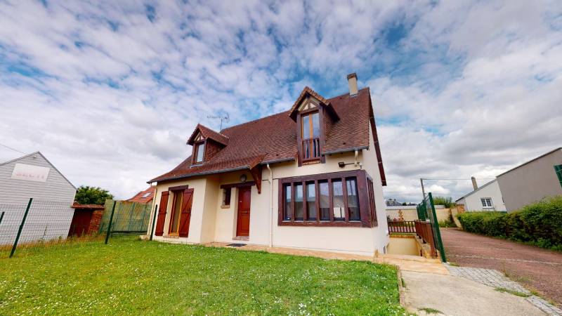 MAISON / LOCAL COMMERCIAL - GRAVIGNY (27930)