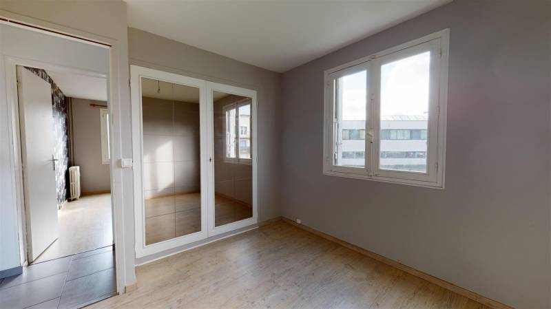 Appartement F3 avec Balcon à SAINT MICHEL