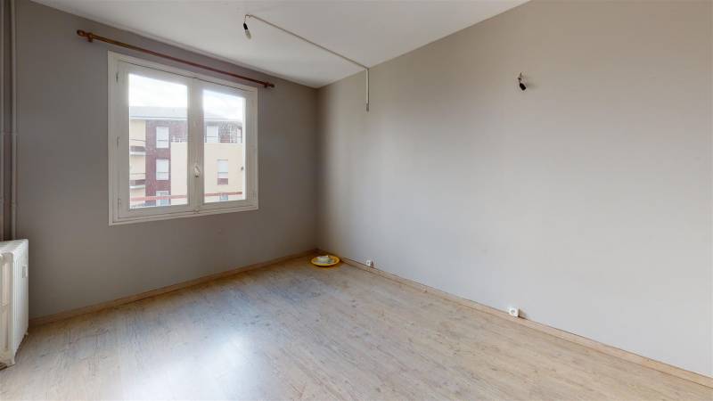 Appartement F3 avec Balcon à SAINT MICHEL