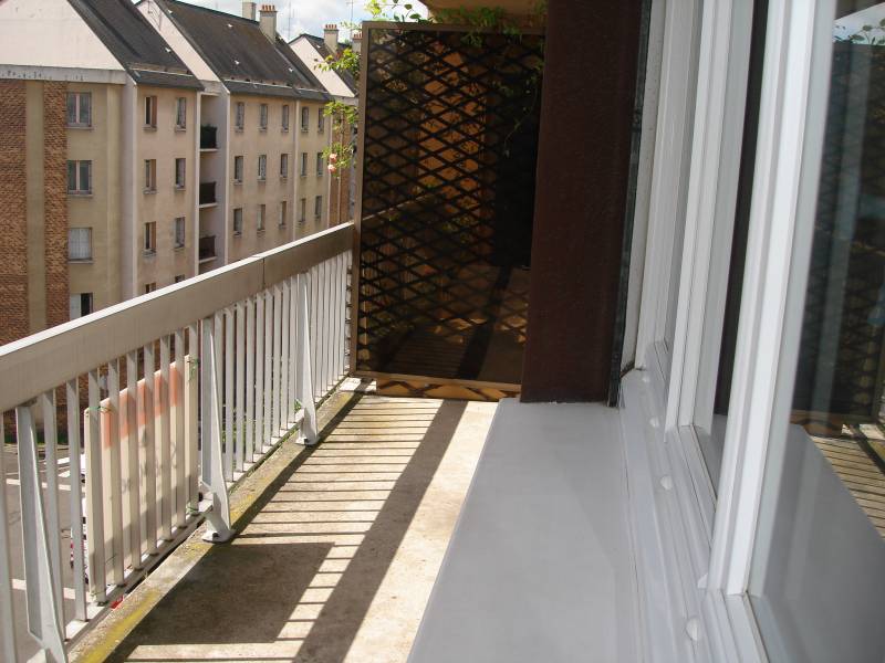 APPARTEMENT - TYPE 1 bis - EVREUX centre-ville (27000)