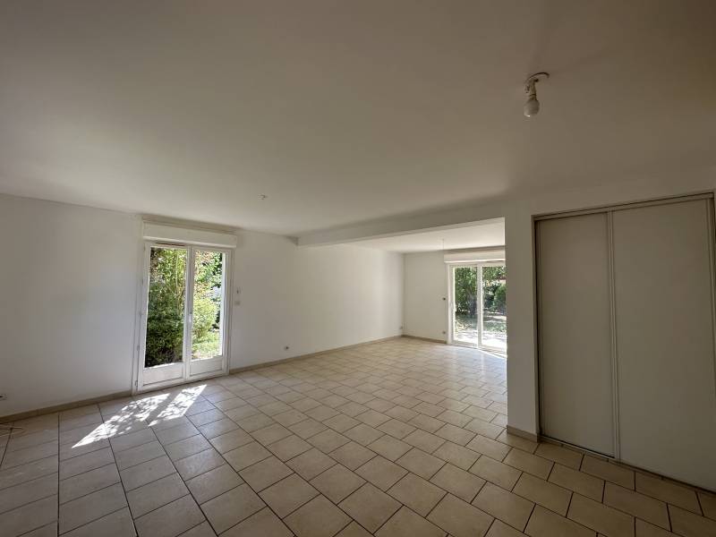 À VENDRE MAISON SITUÉE À ÉVREUX QUARTIER SAINT-MICHEL