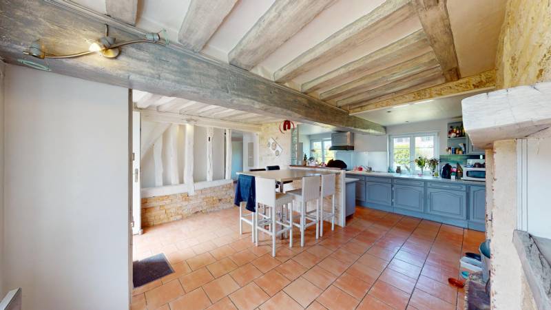 Longère rénovée de type F5 à ORMES