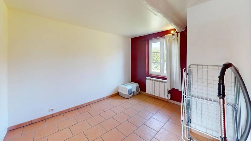 Longère rénovée de type F5 à ORMES