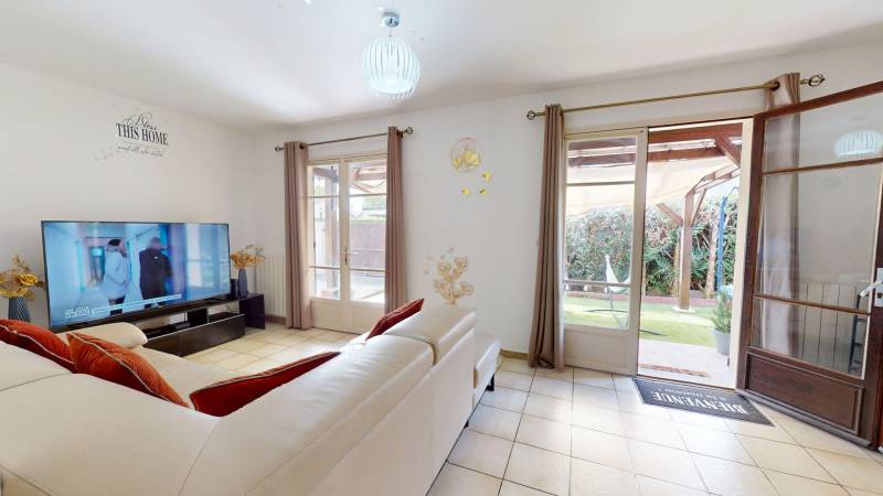 Maison familiale 7 pièces avec dépendance – Secteur Saint-Michel à Évreux