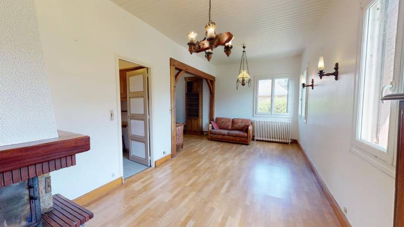 MAISON - T6 - EVREUX quartier SAINT MICHEL (27000)