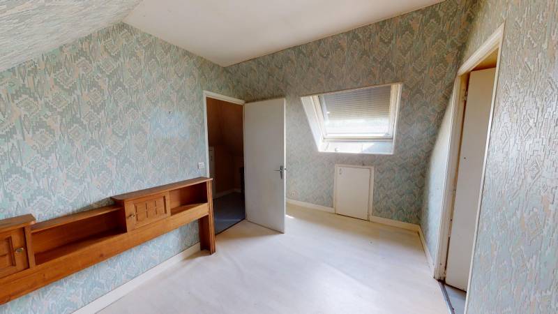 MAISON - T6 - EVREUX quartier SAINT MICHEL (27000)