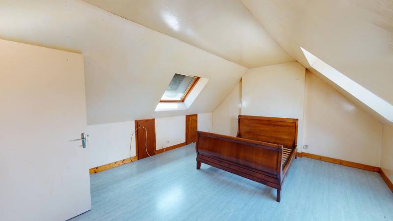 MAISON - T6 - EVREUX quartier SAINT MICHEL (27000)