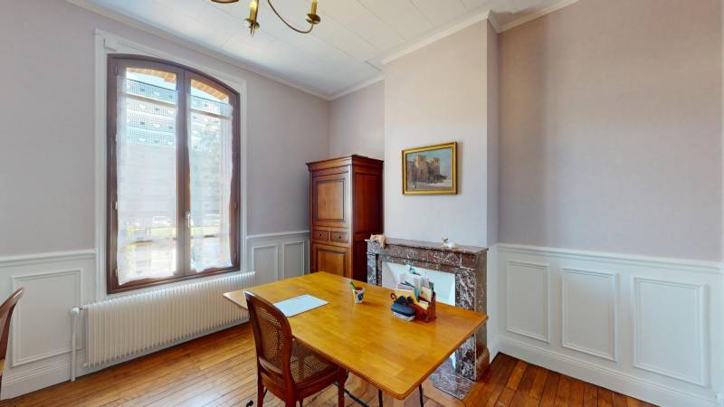 Centre ville d'EVREUX, Maison de Maître et son jardinet