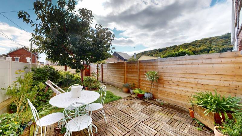 A VENDRE MAISON RÉNOVÉE DE 60M2 SITUÉE PRÈS DE ROUEN À NOTRE DAME DE BONDEVILLE