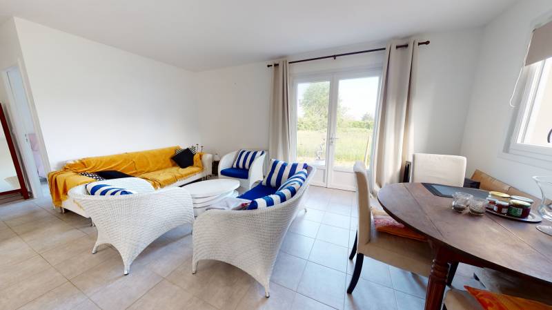 A LOUER MAISON DE TYPE F3 DE PLAIN PIED A SACQUENVILLE 27930