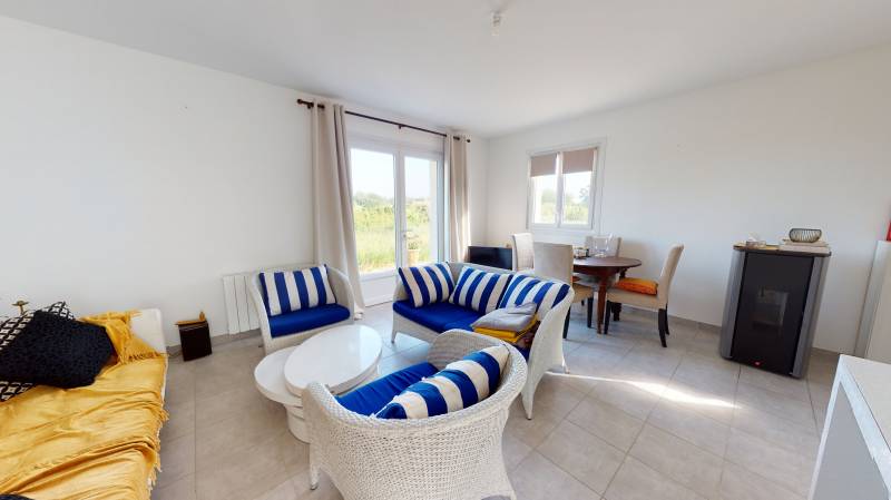 A LOUER MAISON DE TYPE F3 DE PLAIN PIED A SACQUENVILLE 27930