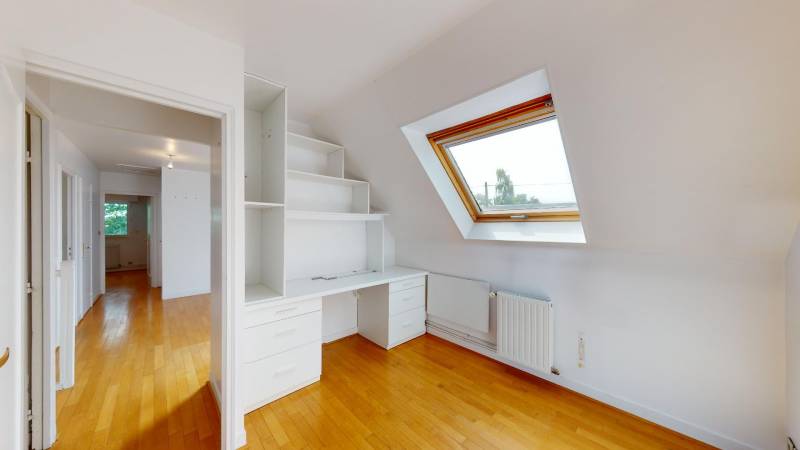 Maison à vendre à ÉVREUX dans le quartier de Saint-Michel au prix de 415000€