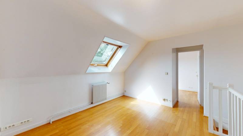 Maison à vendre à ÉVREUX dans le quartier de Saint-Michel au prix de 415000€