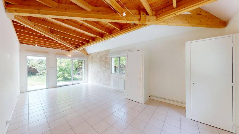 Maison à vendre à ÉVREUX dans le quartier de Saint-Michel au prix de 415000€