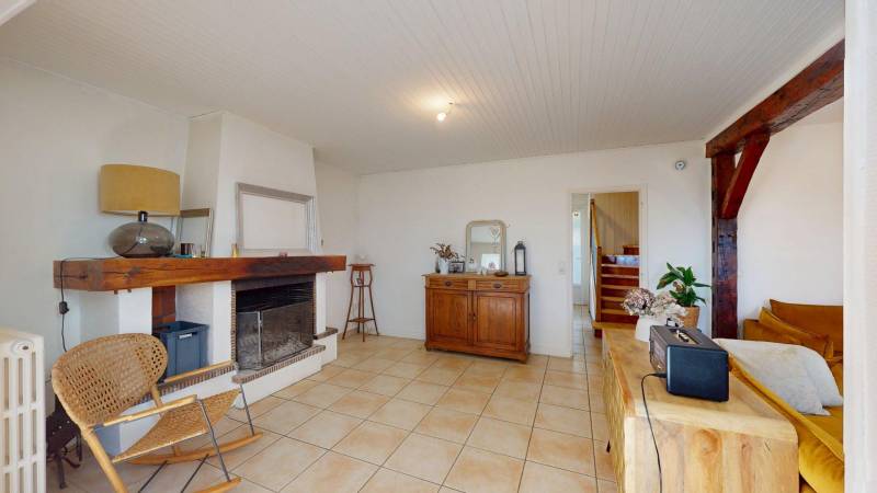 BELLE MAISON SPACIEUSE 128 M² AVEC SOUS SOL COMPLET TERRAIN CLOS PROCHE COMMERCES ET ÉVREUX