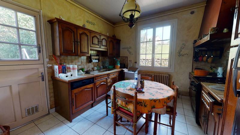 MAISON FAMILIALE - T8 - NORMANVILLE (27190)