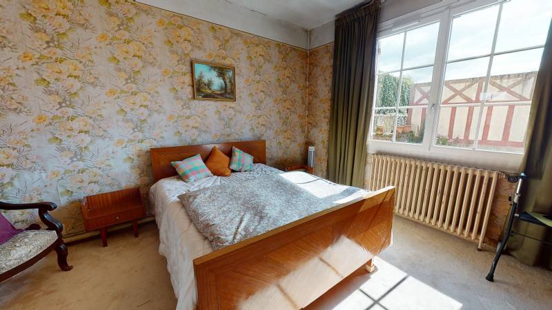 MAISON FAMILIALE - T8 - NORMANVILLE (27190)