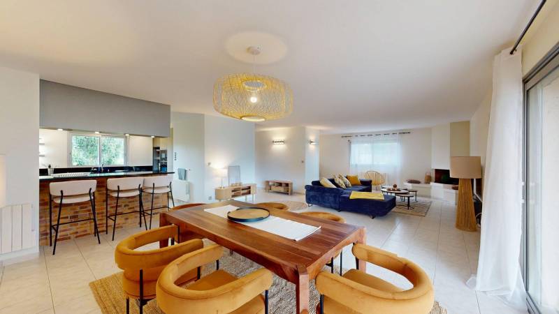 Magnifique Maison Meublée de 165 m² au Calme, Proche d’Évreux et Pacy-sur-Eure