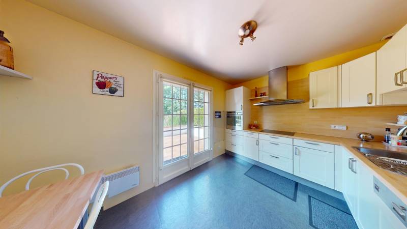 MAISON T7 AVEC 5 CHAMBRES A VENDRE À ÉVREUX SUR LE QUARTIER DE SAINT-MICHEL