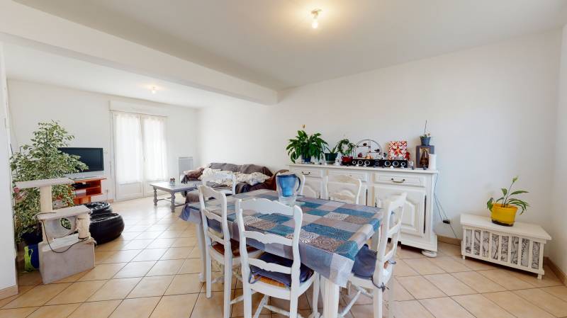 A louer Maison plain pied F3 à MISEREY DE 62m² sur un terrain de 400m²