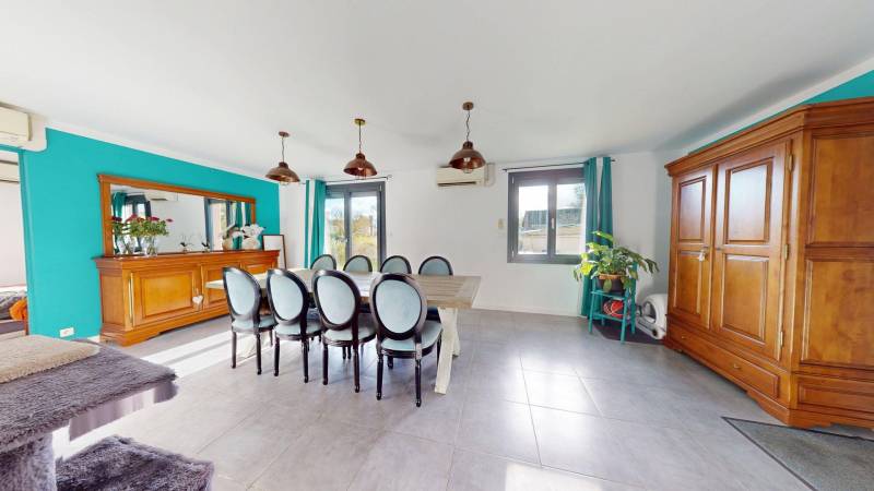 MAISON INDÉPENDANTE AVEC PRESTATIONS MODERNES PROCHE LE NEUBOURG