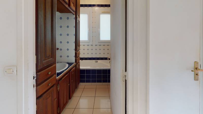 A LOUER MAISON F4  AVEC TERRAIN DE 1040m²QUARTIER SAINT MICHEL