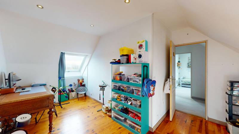 MAISON T5 AU CALME AVEC GRAND JARDIN, TERRASSE ET CHAUFFAGE ÉCONOMIQUE