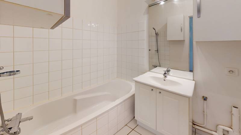 APPARTEMENT A LOUER F2 CENTRE-VILLE AVEC JARDINET