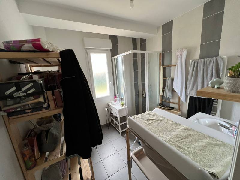 MAISON AVEC TERRASSE - 3 PIECES - FONTAINE SOUS JOUY (27120)