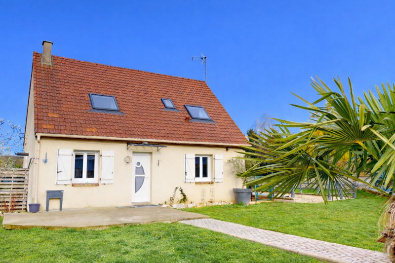 MAISON FAMILIALE AU CALME AVEC JARDIN ARBORÉ, TERRASSE ET CONFORT MODERNE À HECOURT